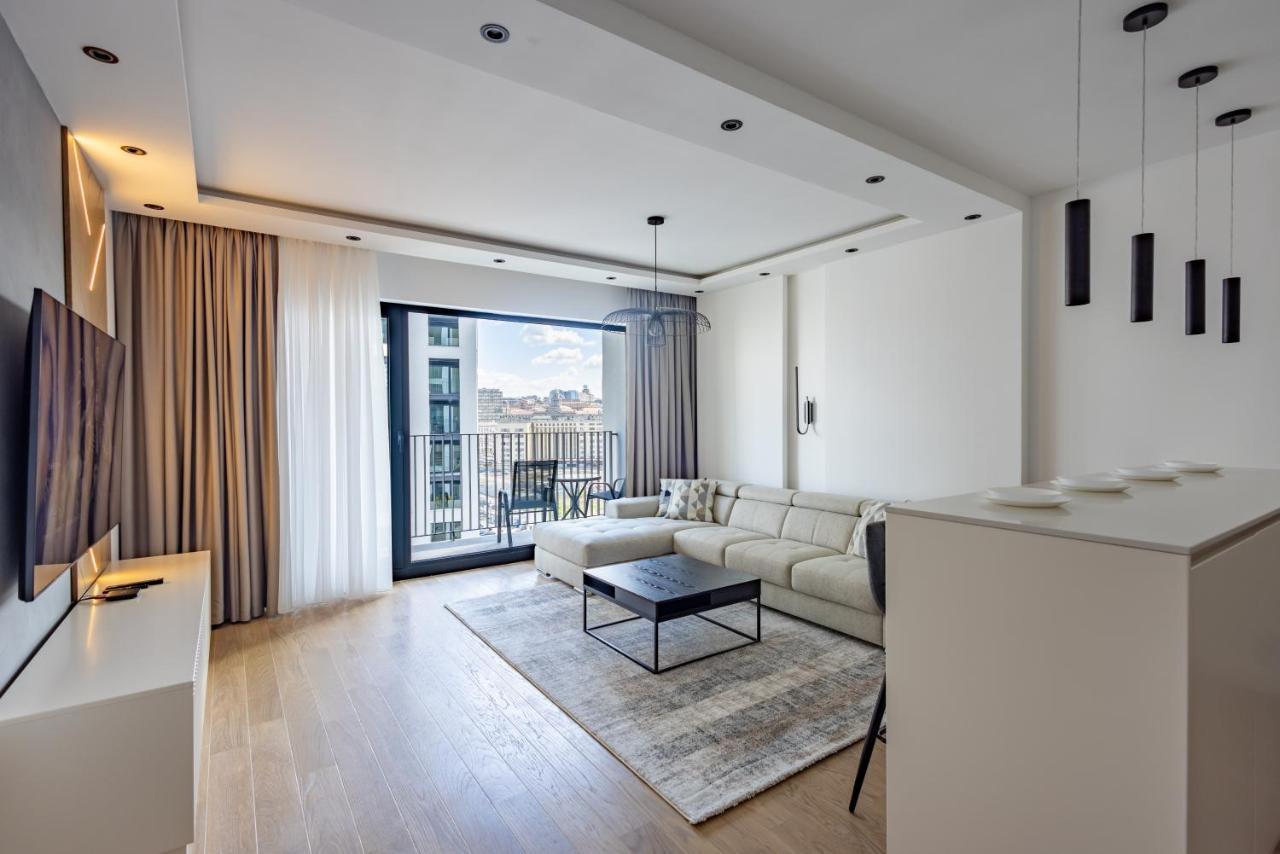 Terra Luxe Residences Sajmiste Extérieur photo