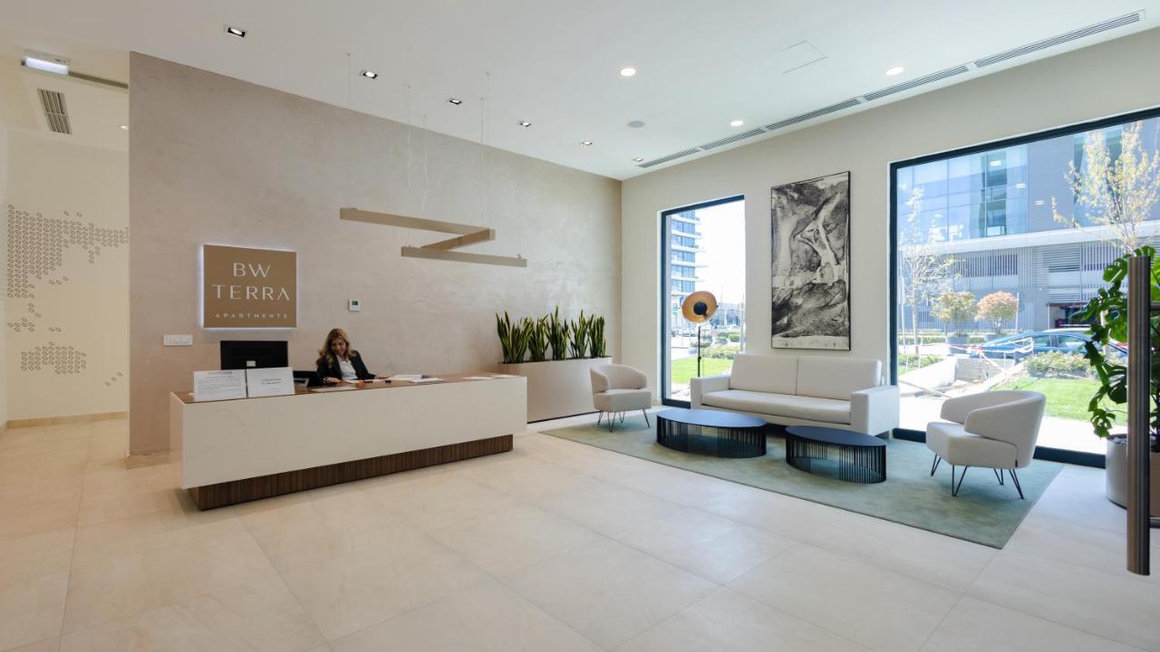 Terra Luxe Residences Sajmiste Extérieur photo