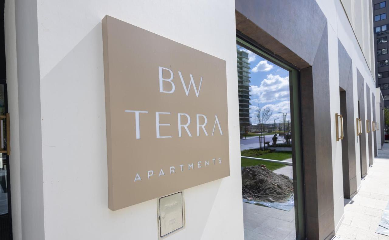 Terra Luxe Residences Sajmiste Extérieur photo